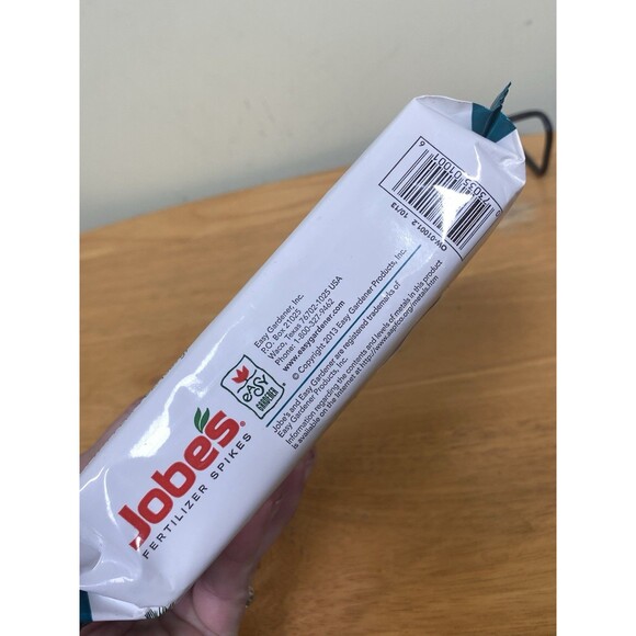 Jobe's Easy To Use Fertilizer Spikes Formula For Lush Evergreens 5 pack - Picture 7 of 8